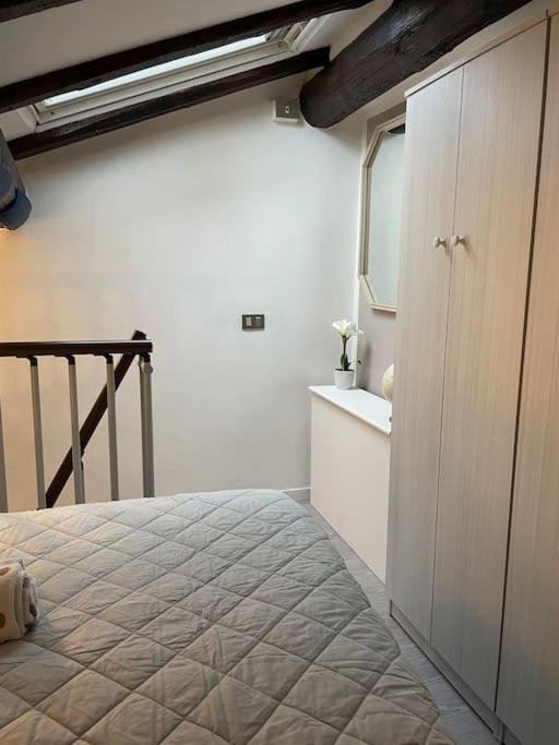 Accademia Love Apartment Bergamo Exterior foto